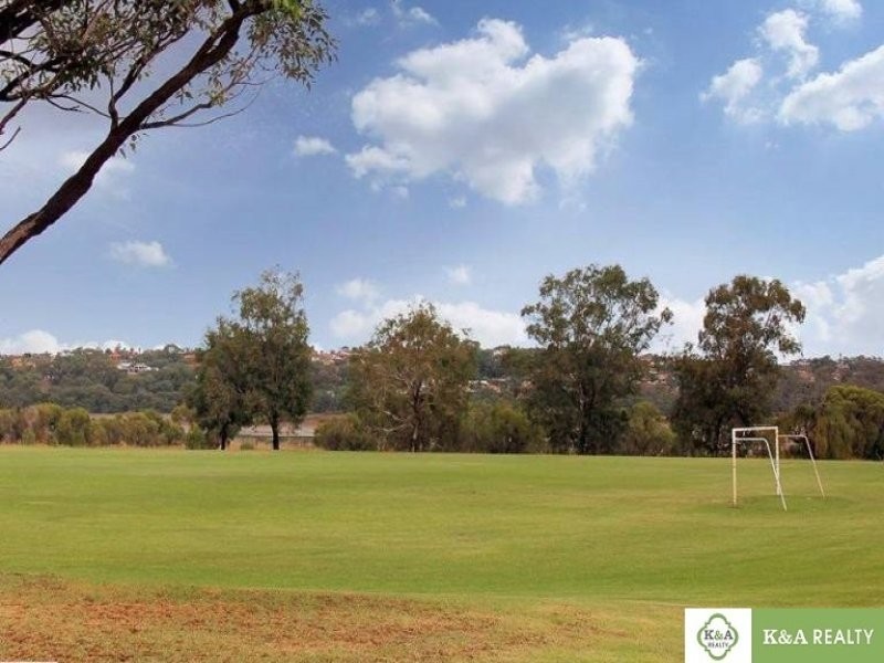 8 Wanill Place, Wanneroo WA 6065