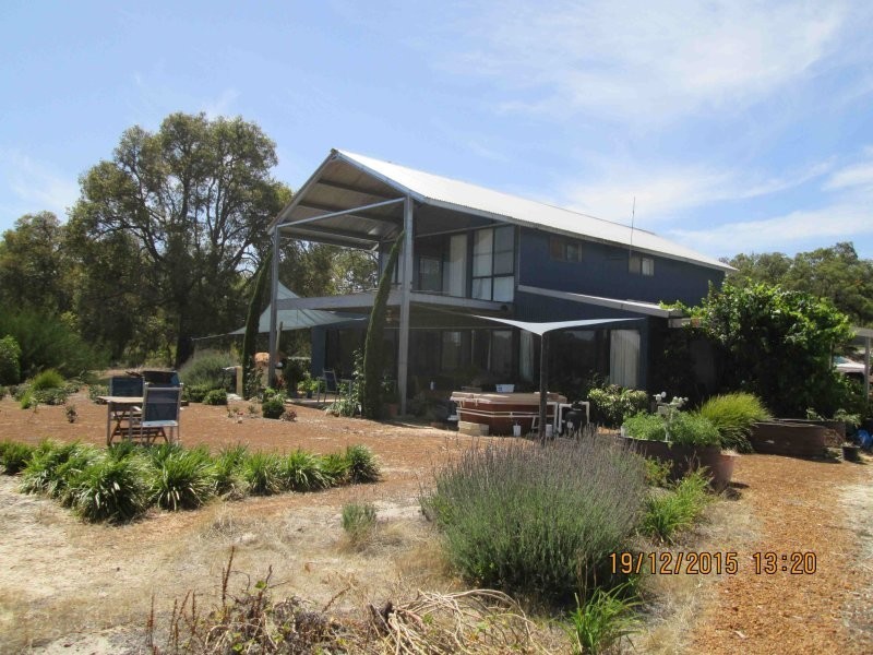2152 Chittering Road, Lower Chittering WA 6084
