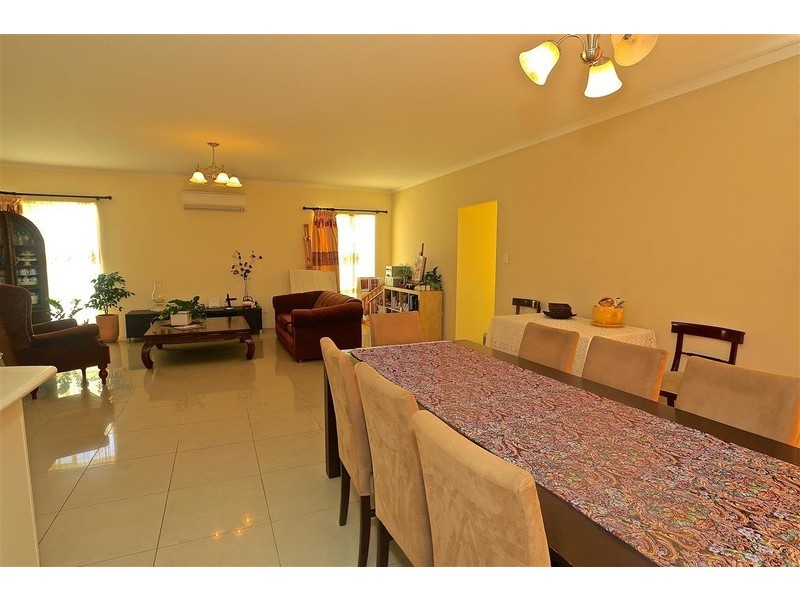 93 Cooper Street, Madeley WA 6065