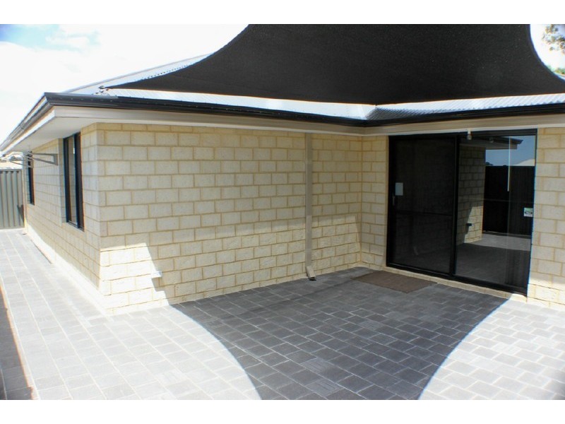 32 Babylon Bend, Landsdale WA 6065