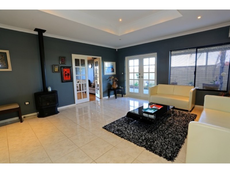 259 Kingsway, Darch WA 6065