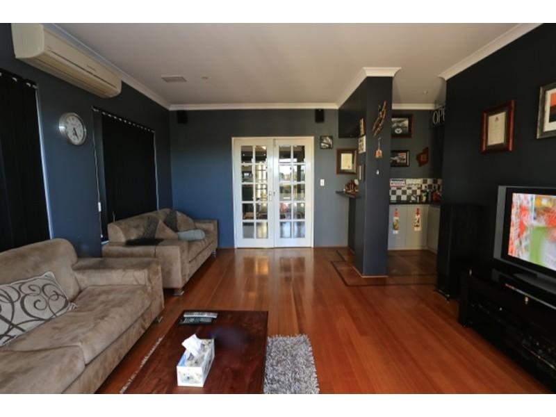 259 Kingsway, Darch WA 6065