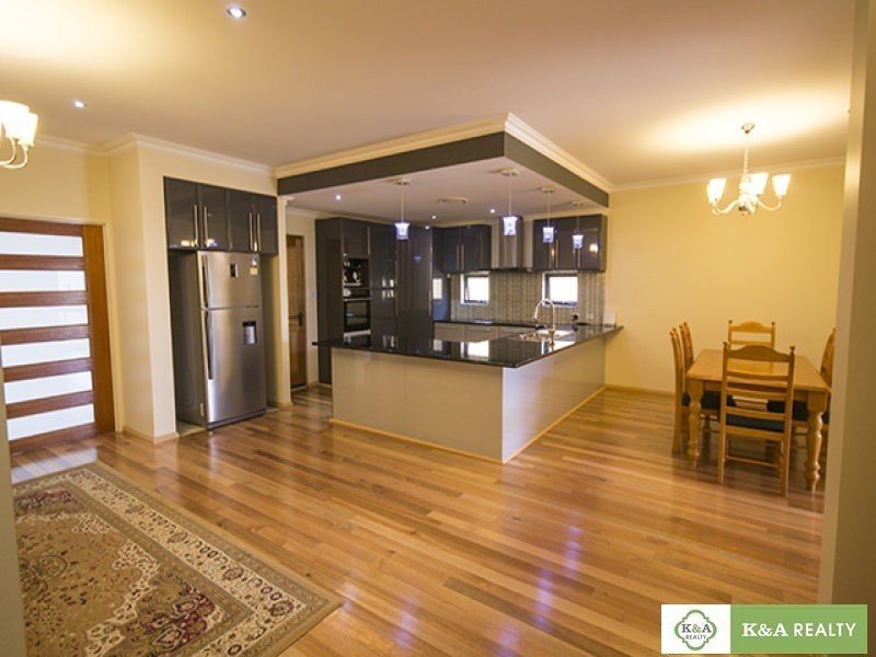 3 Westbury Lane, Madeley WA 6065