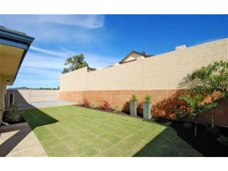 23 Beckett Circle, Darch WA 6065