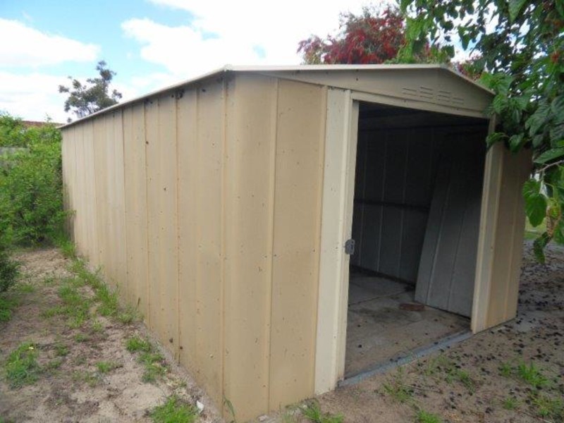 53 Ipswich Cres, Girrawheen WA 6064