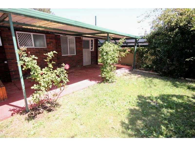 5 Yera Place, Wanneroo WA 6065