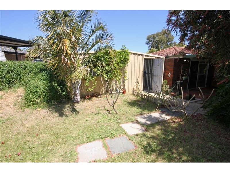 5 Yera Place, Wanneroo WA 6065