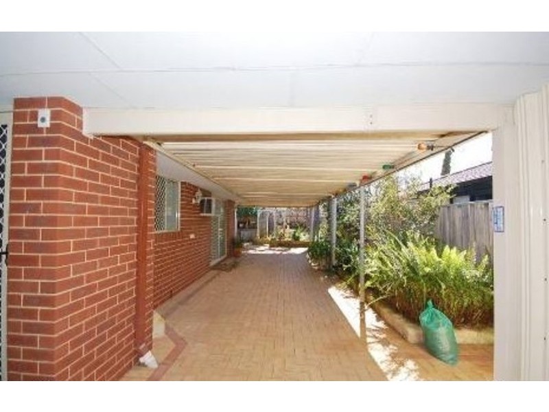 25 Valley Views Drive, Landsdale WA 6065