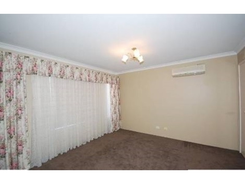 25 Valley Views Drive, Landsdale WA 6065