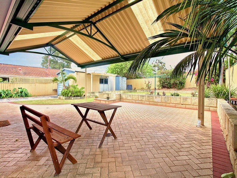 19 Dalwood Court, Hamersley WA 6022