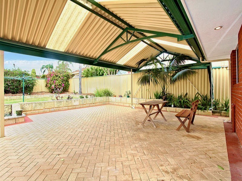19 Dalwood Court, Hamersley WA 6022