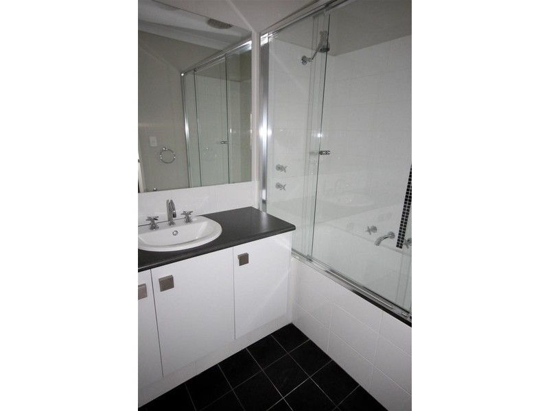 5A Esmerelda Pass, Darch WA 6065