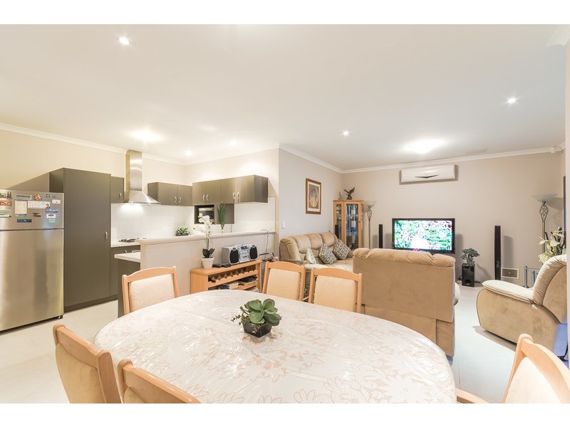 28A Hellfire Drive, Darch WA 6065