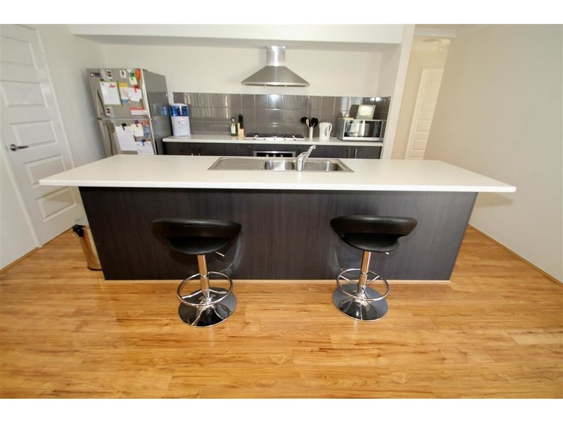 4 Merlot Way, Pearsall WA 6065