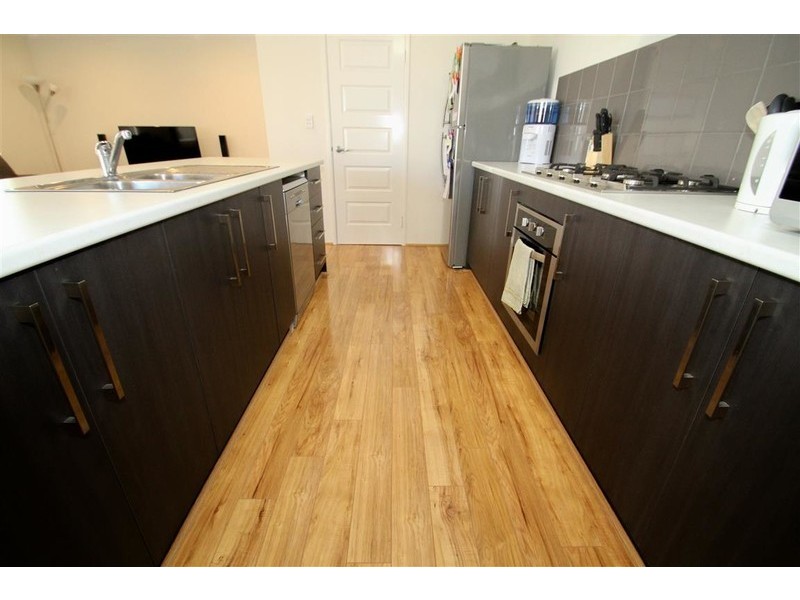 4 Merlot Way, Pearsall WA 6065