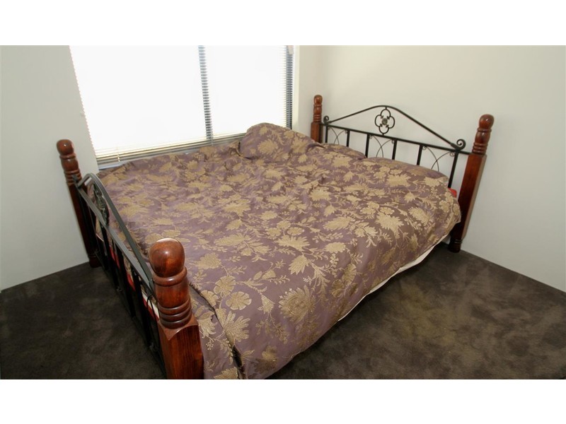 4 Merlot Way, Pearsall WA 6065