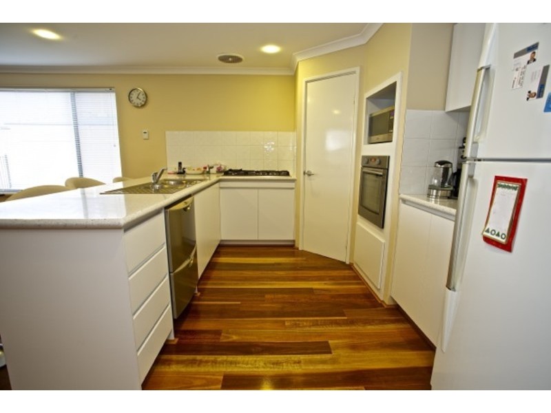 17 Bathurst Gardens, Darch WA 6065