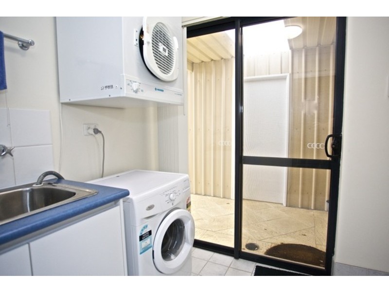 17 Bathurst Gardens, Darch WA 6065