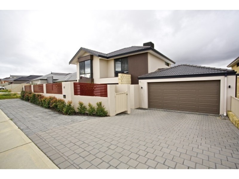 17 Bathurst Gardens, Darch WA 6065