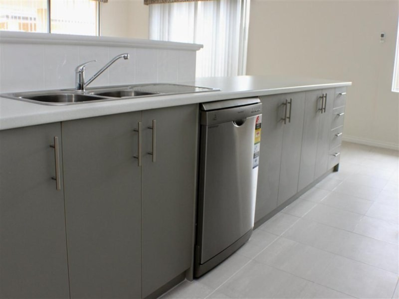 18 Winterthur Street, Landsdale WA 6065