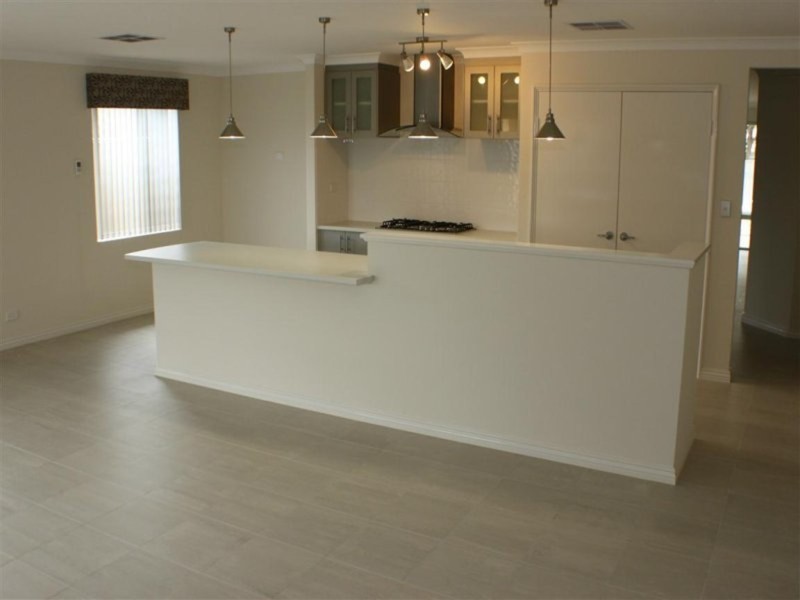 18 Winterthur Street, Landsdale WA 6065