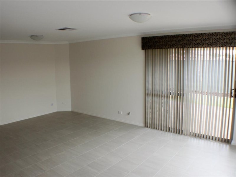 18 Winterthur Street, Landsdale WA 6065