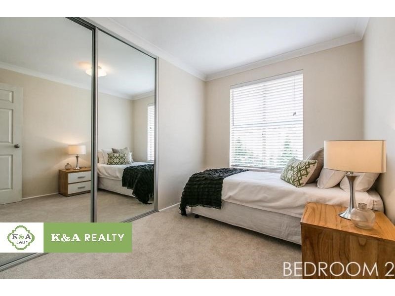 18 Richardson Court, Woodvale WA 6026