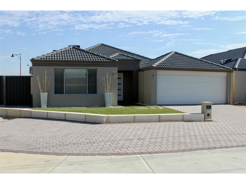 309 Landsdale Road, Landsdale WA 6065