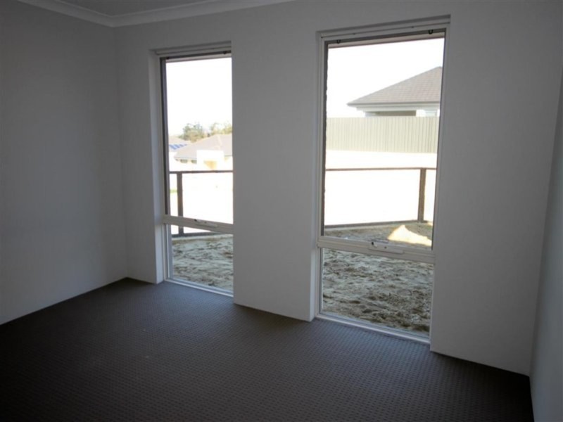 64 Marginson Drive, Landsdale WA 6065