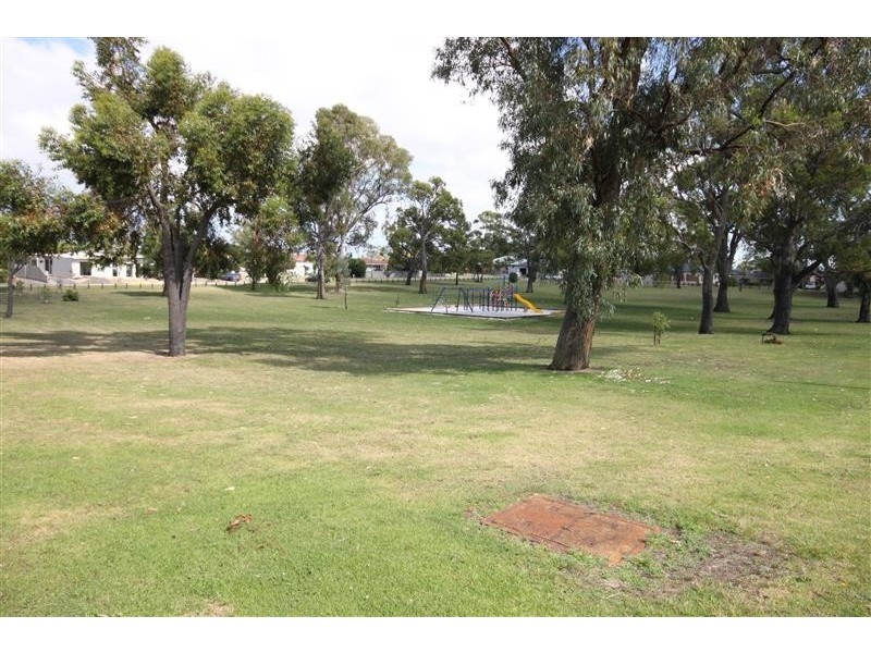 18 Selsfield Place, Balga WA 6061