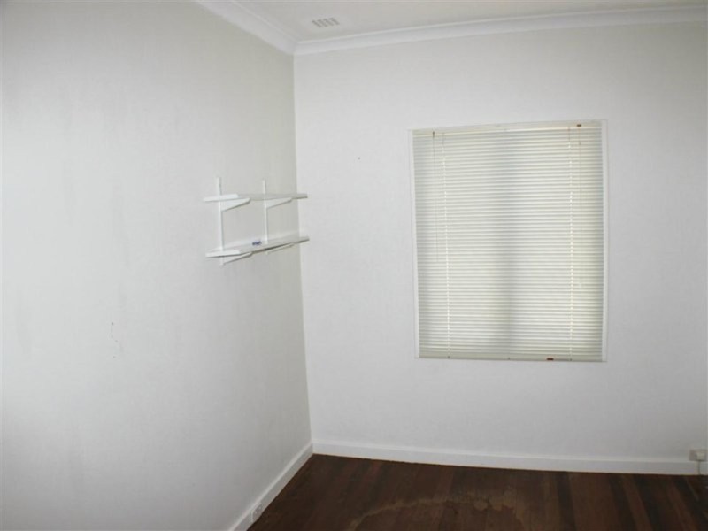 8 Steele Street, Eden Hill WA 6054