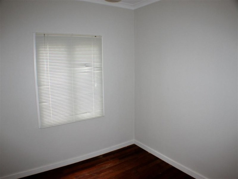 8 Steele Street, Eden Hill WA 6054