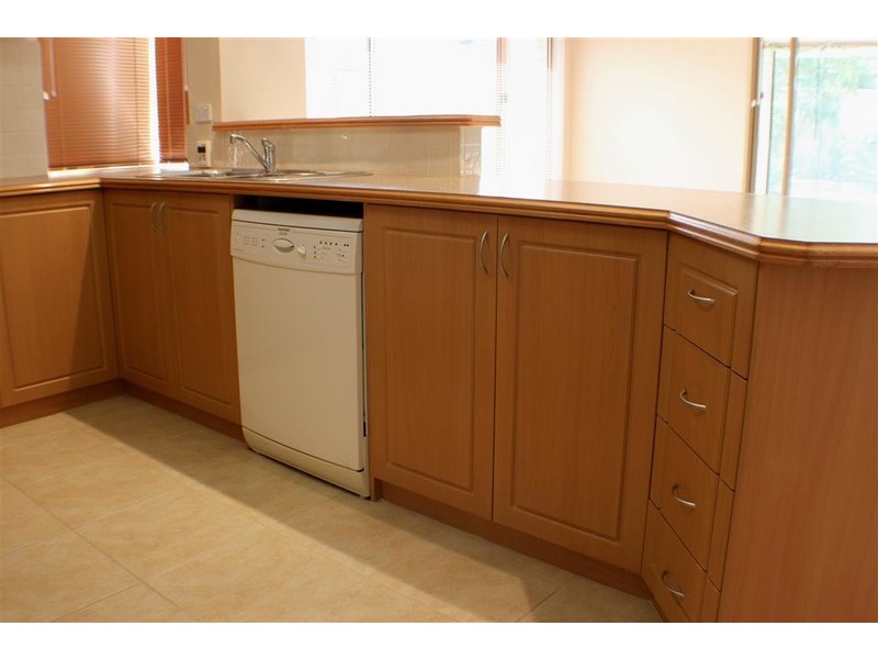 10 Kilchurn Promenade, Darch WA 6065