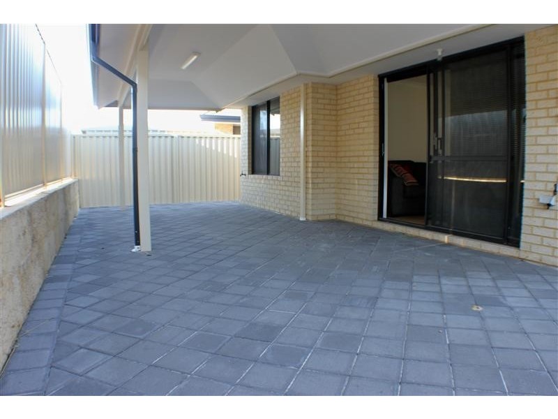 94 Bethwyn Circuit, Madeley WA 6065