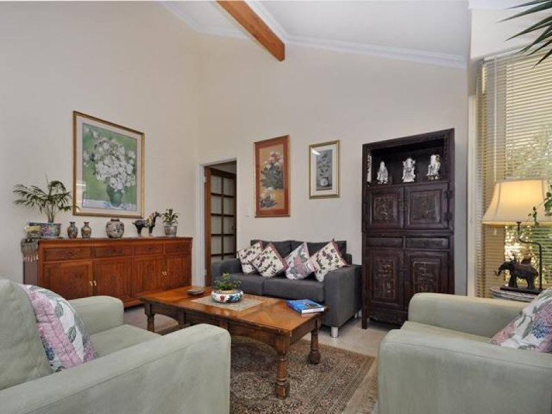 52 James Gilmour Way, Darch WA 6065
