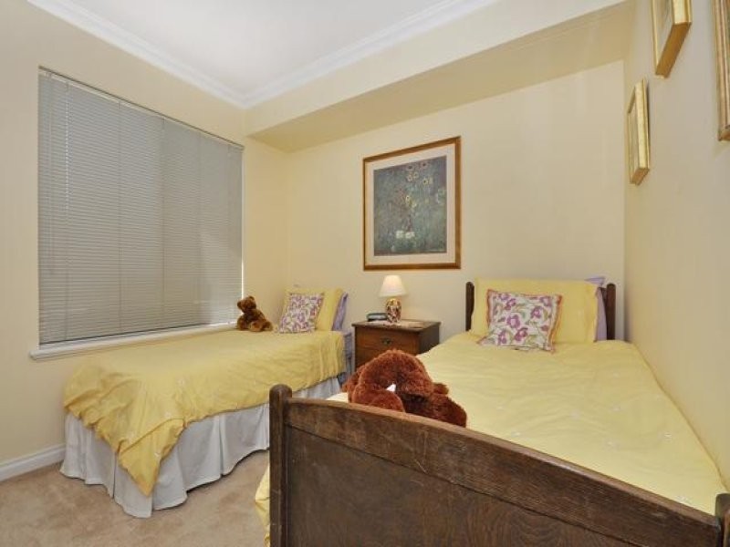 52 James Gilmour Way, Darch WA 6065