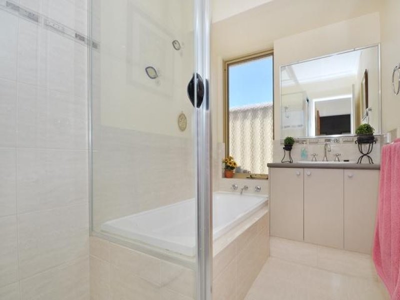 52 James Gilmour Way, Darch WA 6065