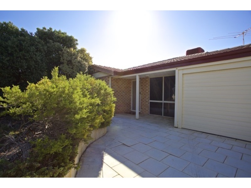 10 Pier Place, Quinns Rocks WA 6030