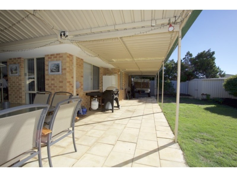 10 Pier Place, Quinns Rocks WA 6030