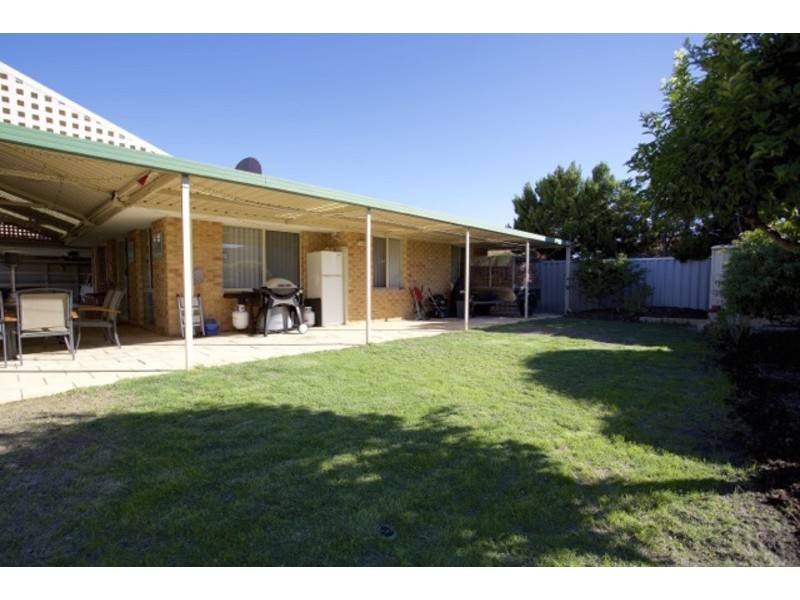 10 Pier Place, Quinns Rocks WA 6030