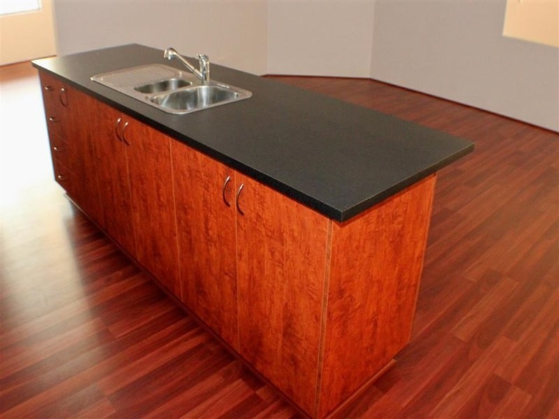 5 Winnipeg Terrace, Wanneroo WA 6065