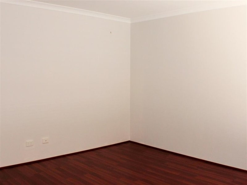 5 Winnipeg Terrace, Wanneroo WA 6065