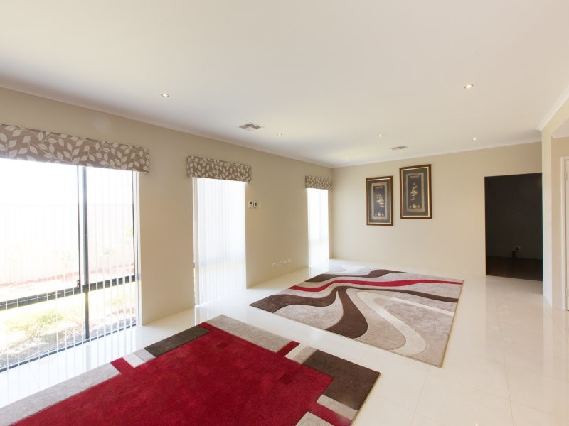 22 Tattershall Road, Darch WA 6065