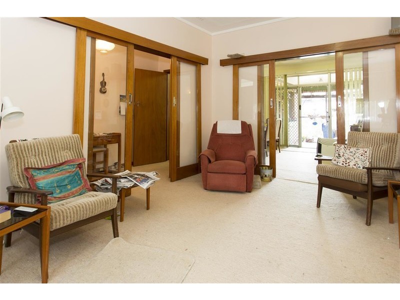 14 Chobham Way, Morley WA 6062