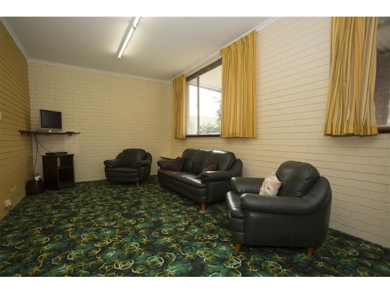 14 Chobham Way, Morley WA 6062