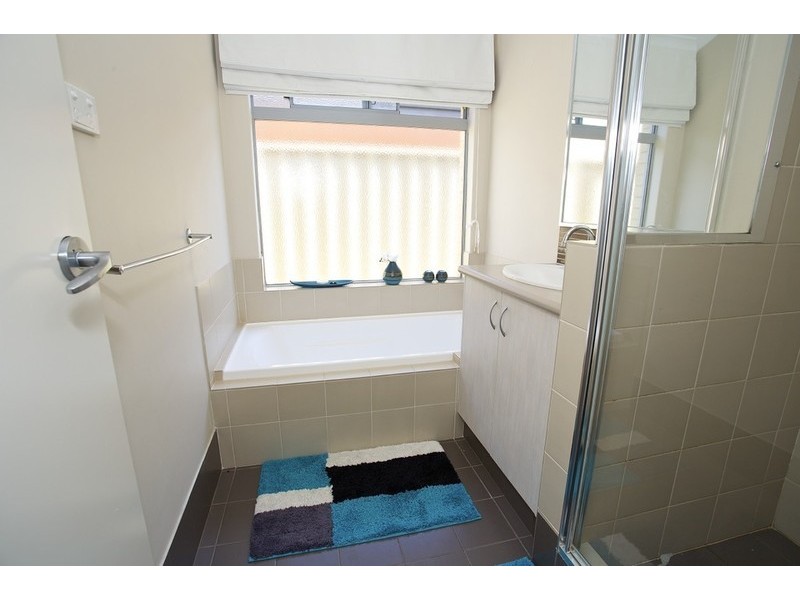 19 Cass Boulevard, Darch WA 6065