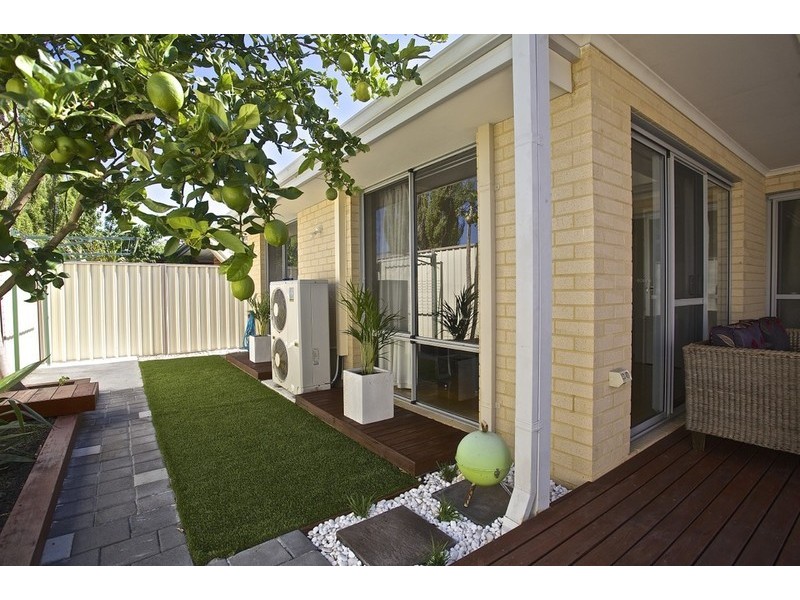 19 Cass Boulevard, Darch WA 6065