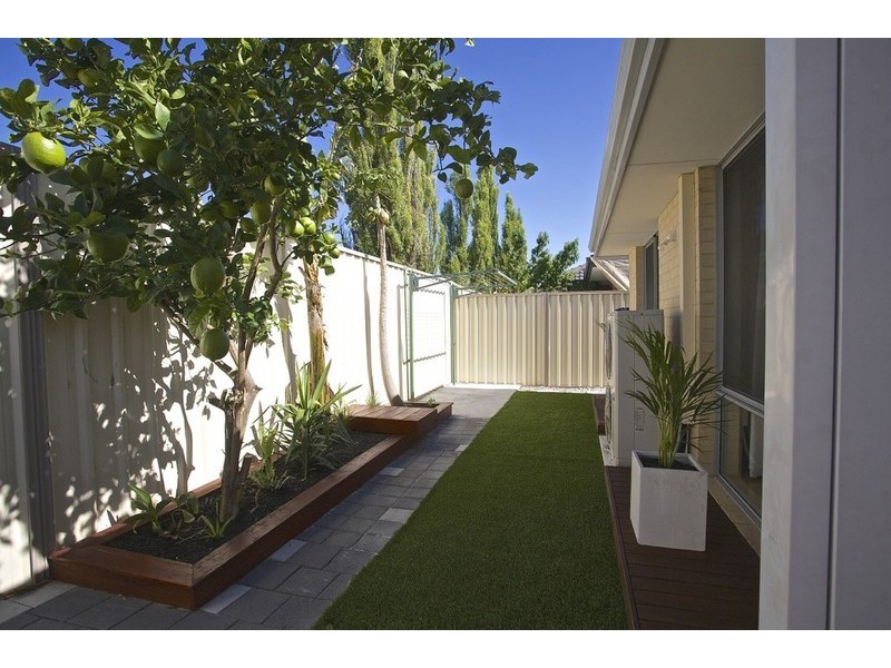 19 Cass Boulevard, Darch WA 6065