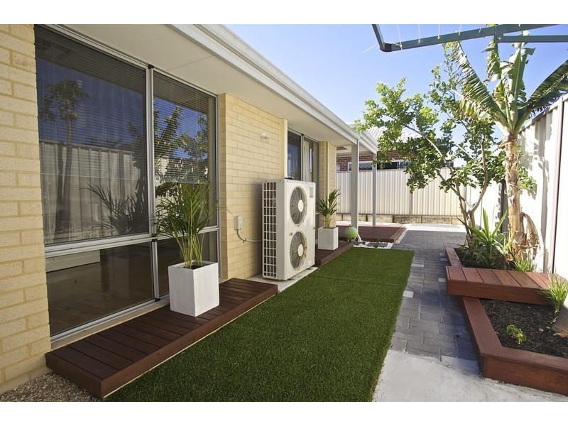 19 Cass Boulevard, Darch WA 6065