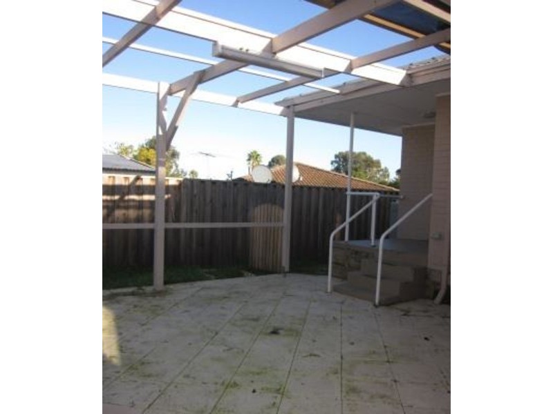 14 Denston Way, Girrawheen WA 6064